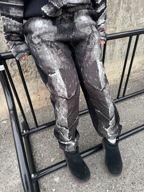 "WARRIOR" Sweatpants