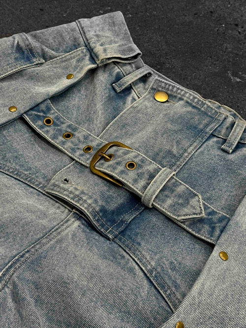 "ADVENTURES" Jeans