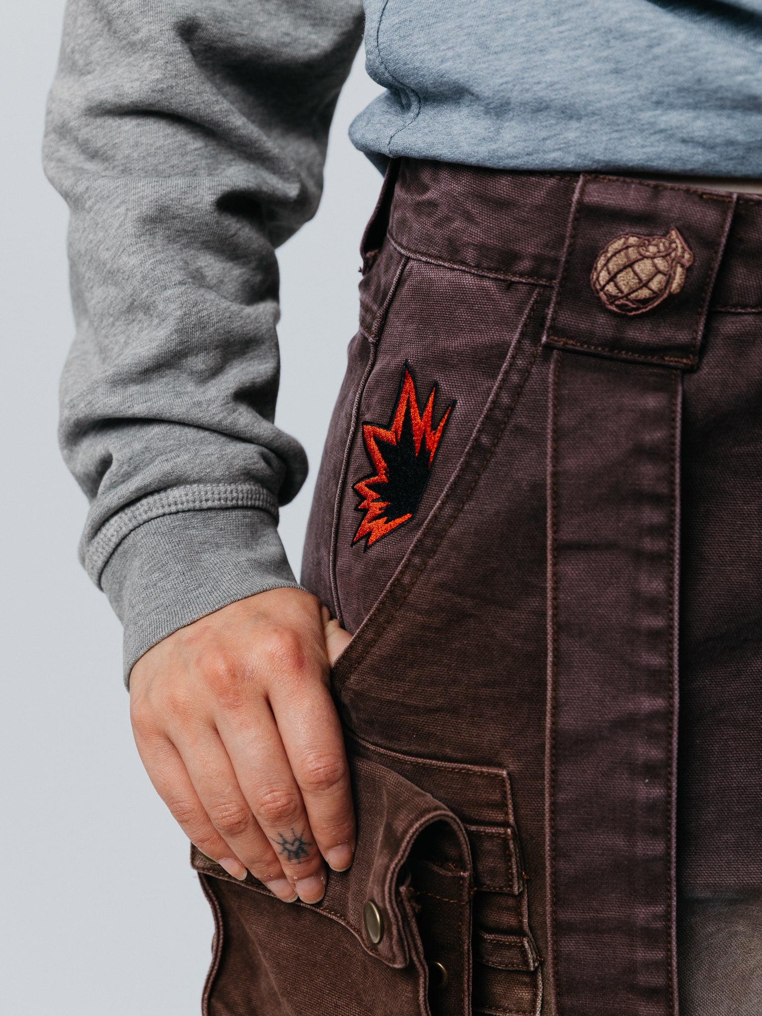 "ACADEMY" Cargo Pants Brown