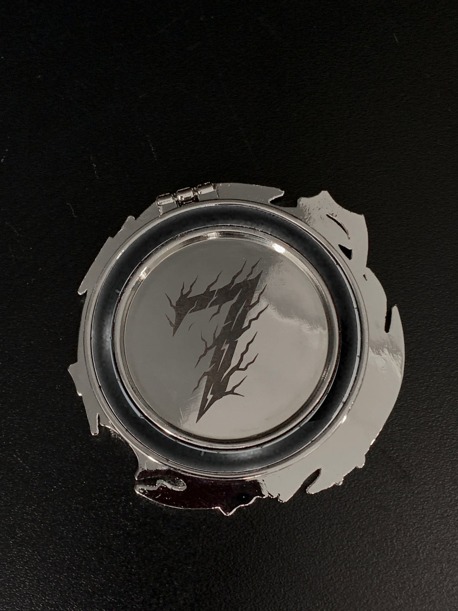 "THUNDER" Phone Stand