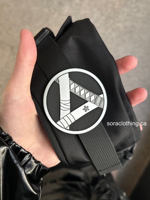 "EGGHEAD" Cross Bag