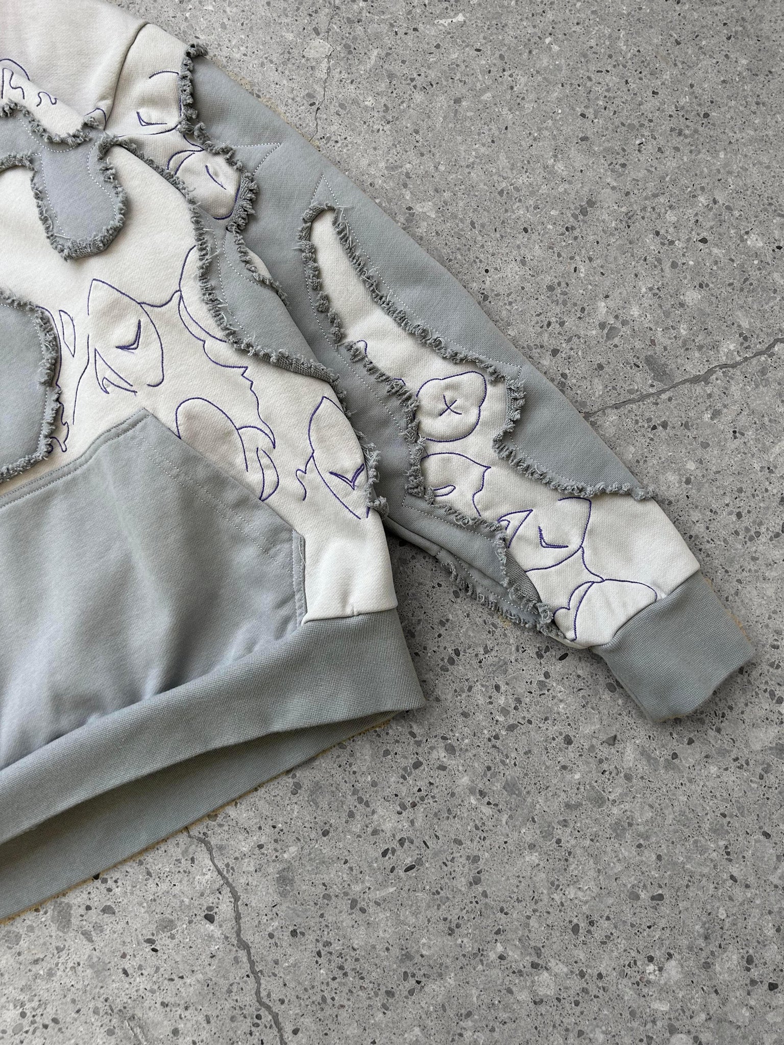 "LEVEL UP" Hoodie Grey