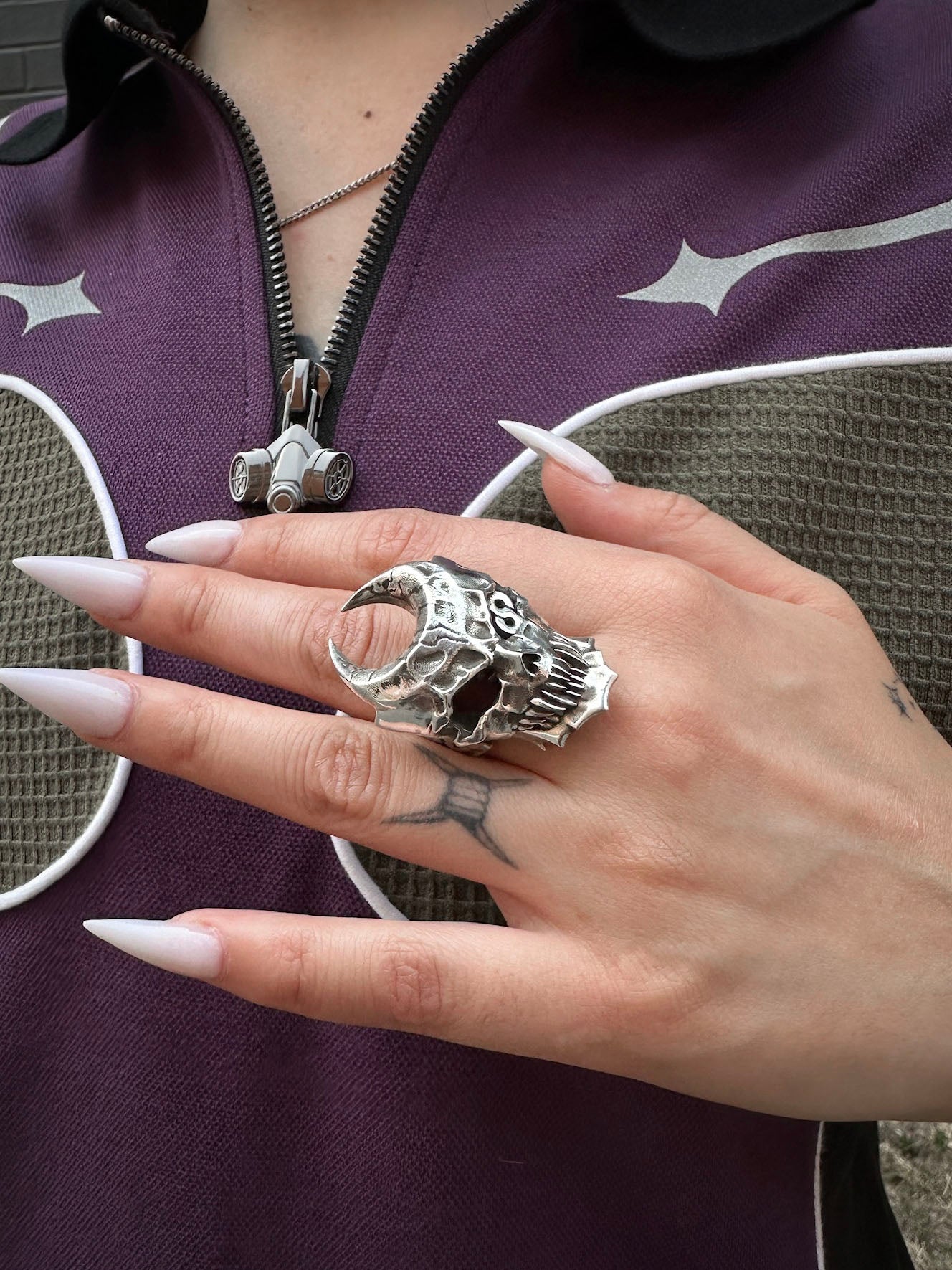"JAWS" Ring